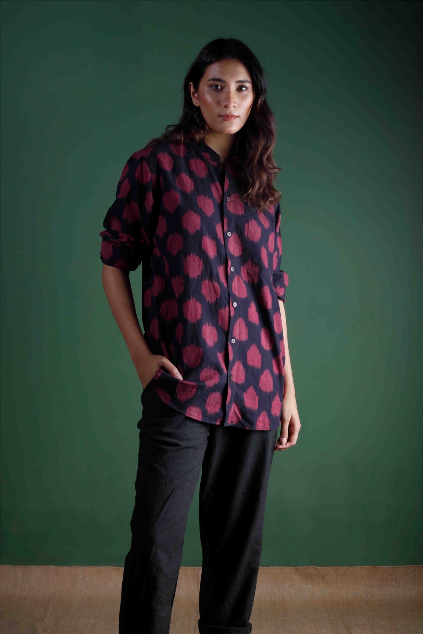 The Leo shirt variant, in Organic Cotton.